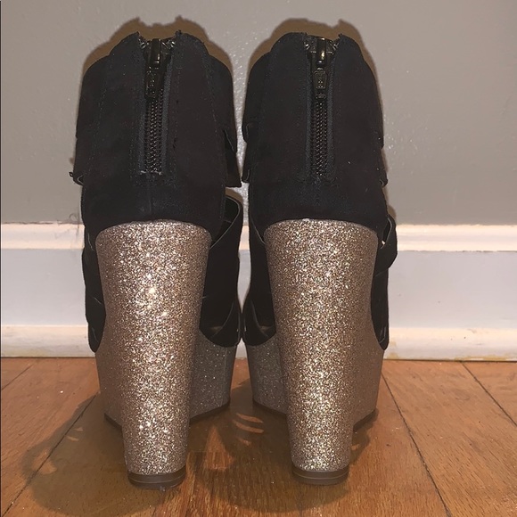 Elle Platform Wedges - Picture 4 of 6